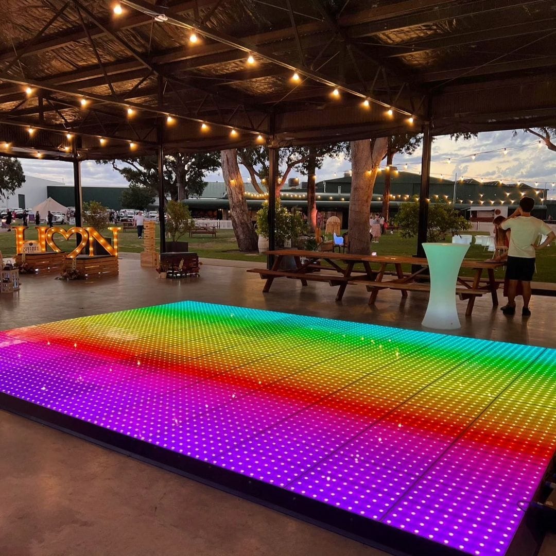 Outdoor Lighting Color Tones: Transform Your Space with the Perfect Gl