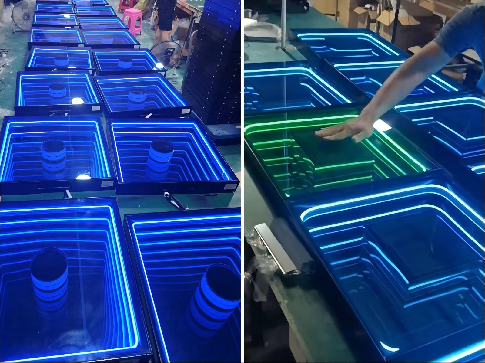 Panneaux à miroir infini interactifs éclairés en bleu, dont un panneau réagit au passage d’une main en s’allumant en vert lors d’un test en usine.